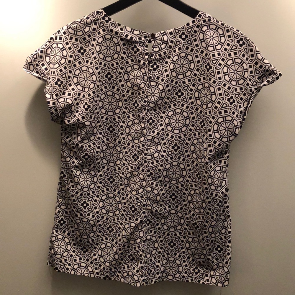 Pattern Top - Picture 3 of 5